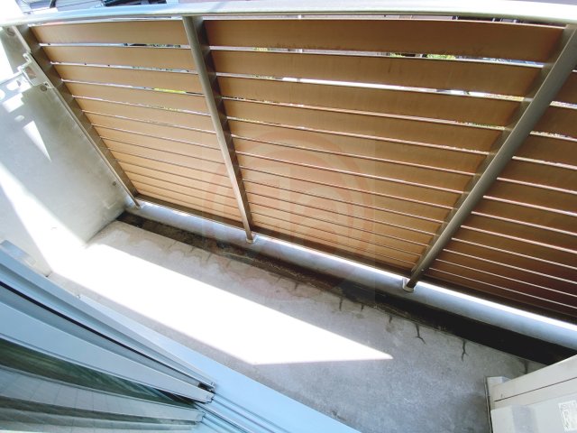 バルコニー　ゆったりとした空間のトイレです