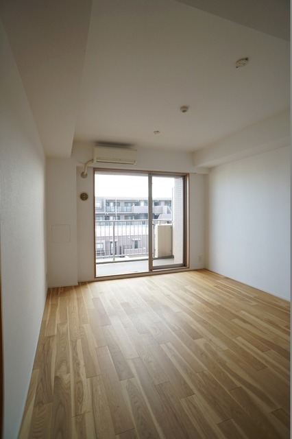 居室・リビング　約１０．１畳ＬＤ※前回募集時の写真です