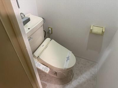 トイレ　別号室参考写真