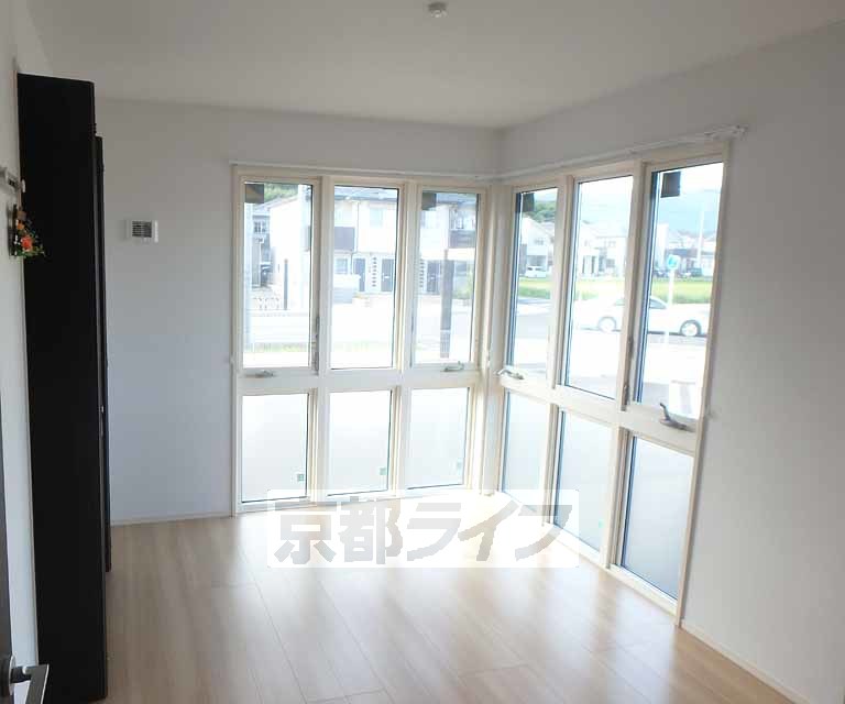 居室・リビング　日当たりの良いお部屋です