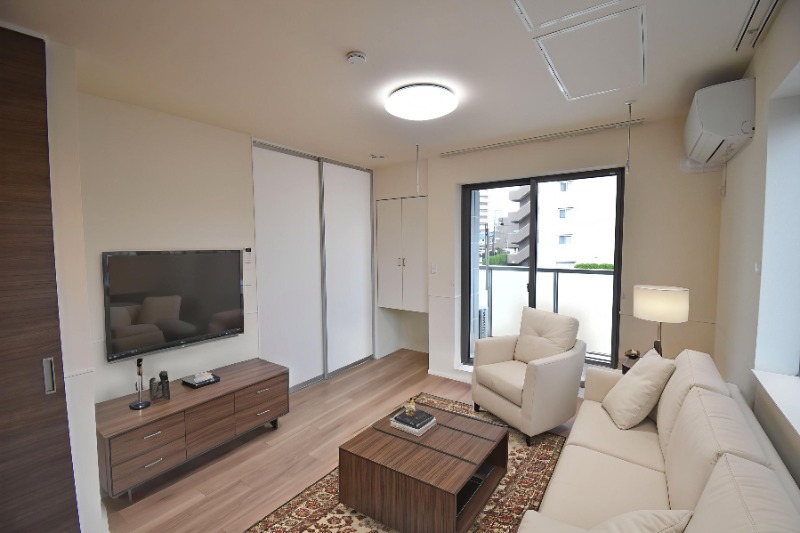 居室・リビング　ＣＧ画像の為実際は家具・家電の設置無し。