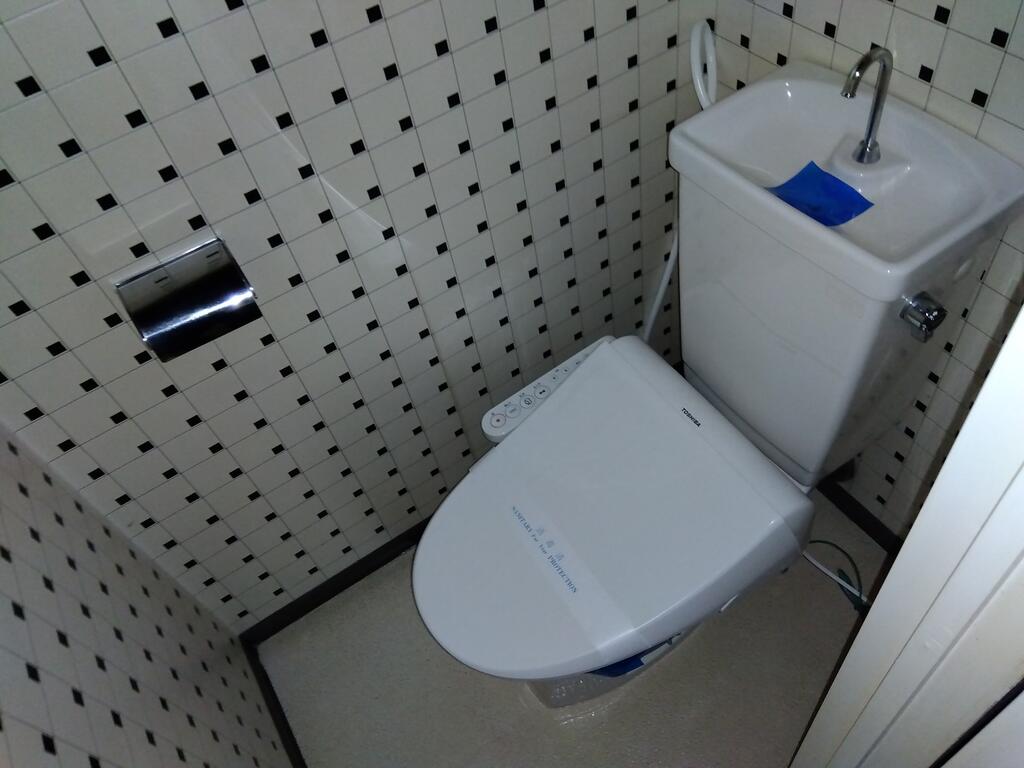 トイレ　参考写真