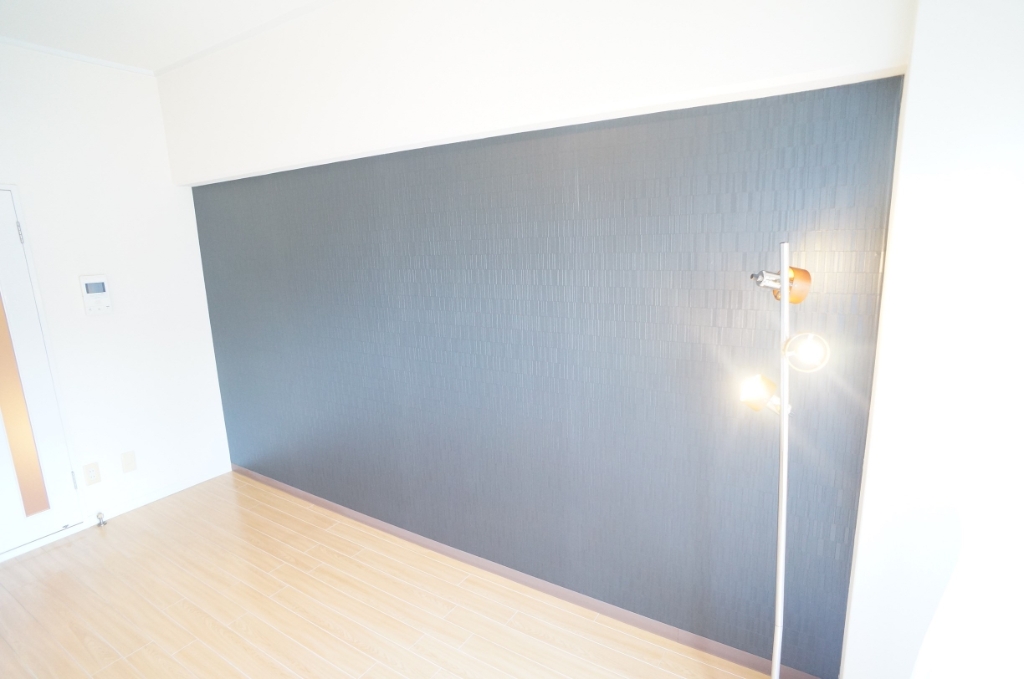 その他部屋・スペース　アクセントクロス仕様