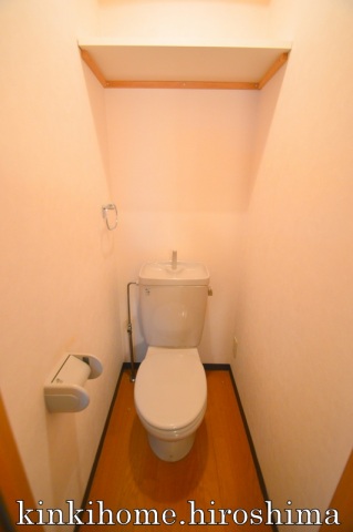 トイレ　写真は別のお部屋です。