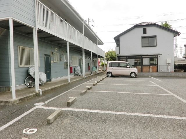 駐車場　敷地内にある駐車場です