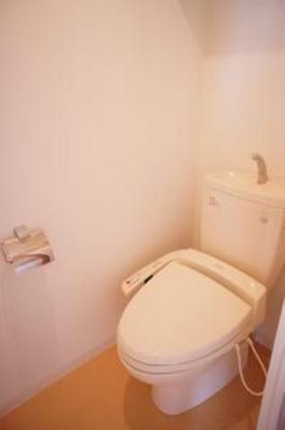 トイレ　シンプルで使いやすいトイレです