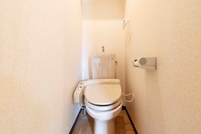 トイレ　シンプルで使いやすいトイレです