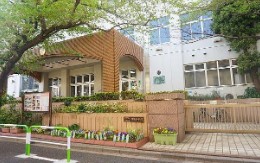 小学校　文京区立汐見小学校（小学校）まで470m