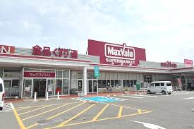 ショッピングセンター　イオンタウン金沢駅西本町（ショッピングセンター）まで371m