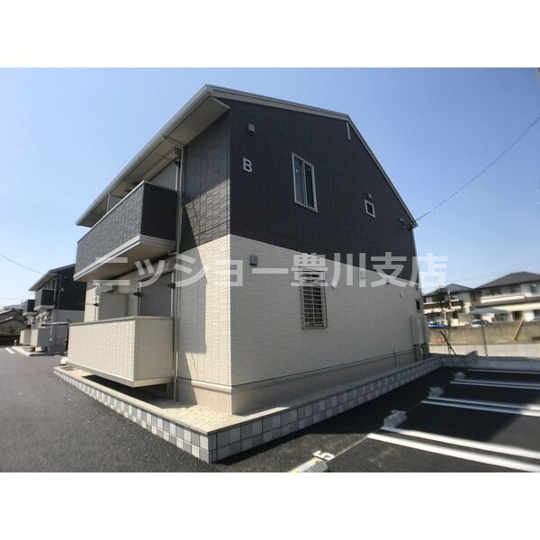建物外観　B棟外観