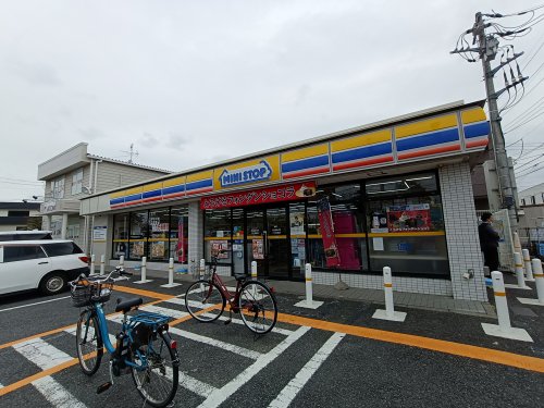 コンビニ　ミニストップ 川口長蔵店（コンビニ）まで868m