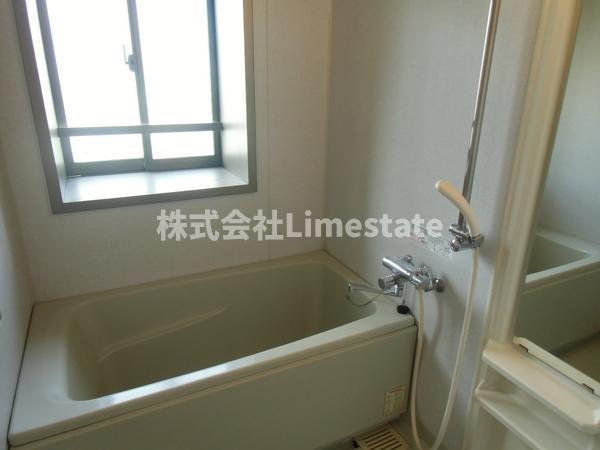 バス・シャワールーム　別部屋参考写真