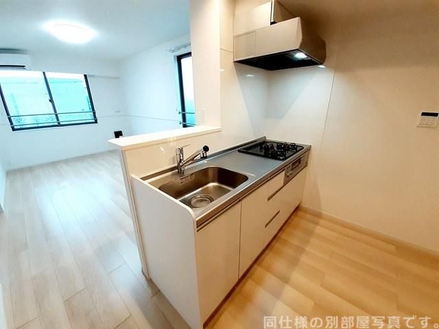ＪＲ高崎線 熊谷駅 徒歩32分 3階建 築4年のキッチン写真