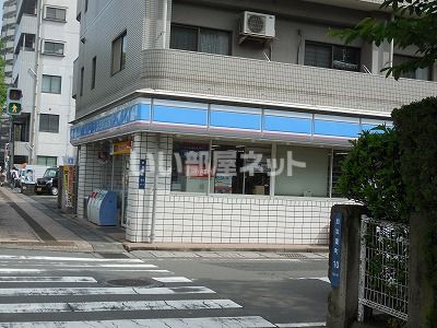 コンビニ　ローソン鹿児島加治屋町店（コンビニ）まで129m