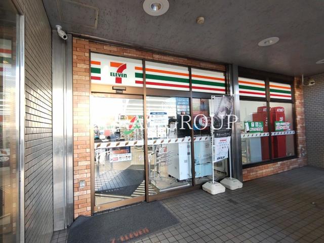 コンビニ　セブン-イレブン 横浜鴨居駅前店（コンビニ）まで244m