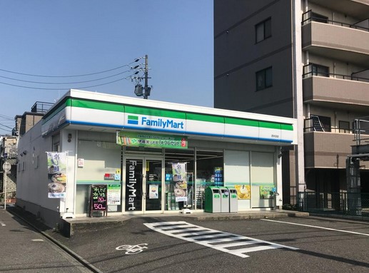 コンビニ　ファミリーマート 西矢田店（コンビニ）まで281m
