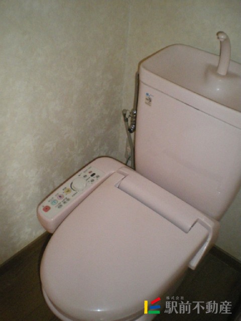 トイレ　ウィシュレット付いてます♪