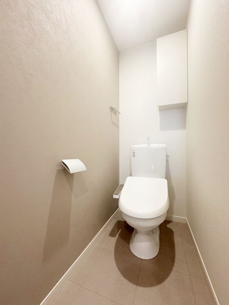 小田急線 相模大野駅 徒歩24分 2階建 築1年のトイレ写真