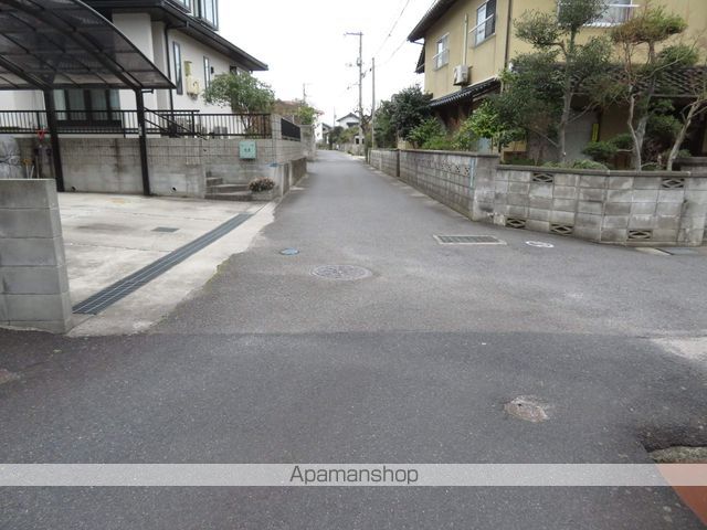ＪＲ山陰本線 米子駅 バス乗車時間：14分 最寄りバス停で下車 徒歩7分 2階建 築29年の周辺写真