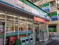 コンビニ　ファミリーマート東白楽駅前店（コンビニ）まで231m