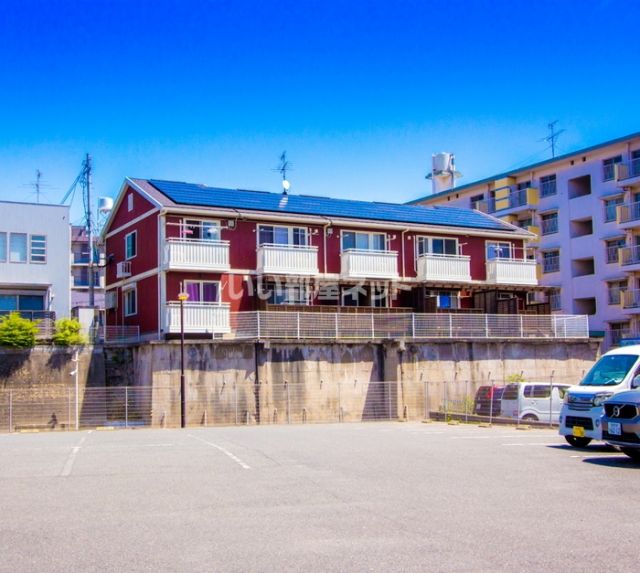 北九州市小倉北区上富野のアパートの建物外観