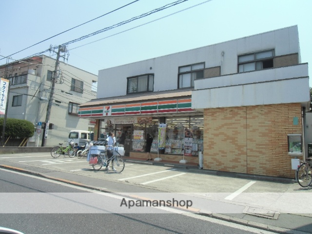 コンビニ　セブンイレブン（コンビニ）まで514m
