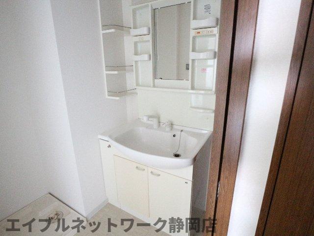 【静岡市葵区上石町のマンションの洗面設備】