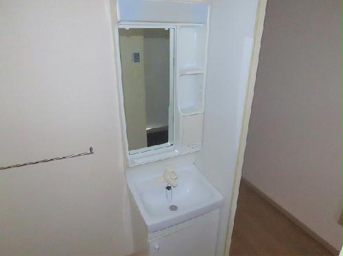 洗面設備　使いやすい独立洗面台です