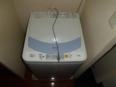 その他　全自動洗濯機付。