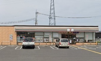 【愛知郡愛荘町島川のアパートのコンビニ】