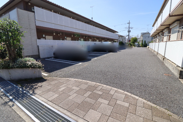 【下都賀郡壬生町幸町のアパートの駐車場】