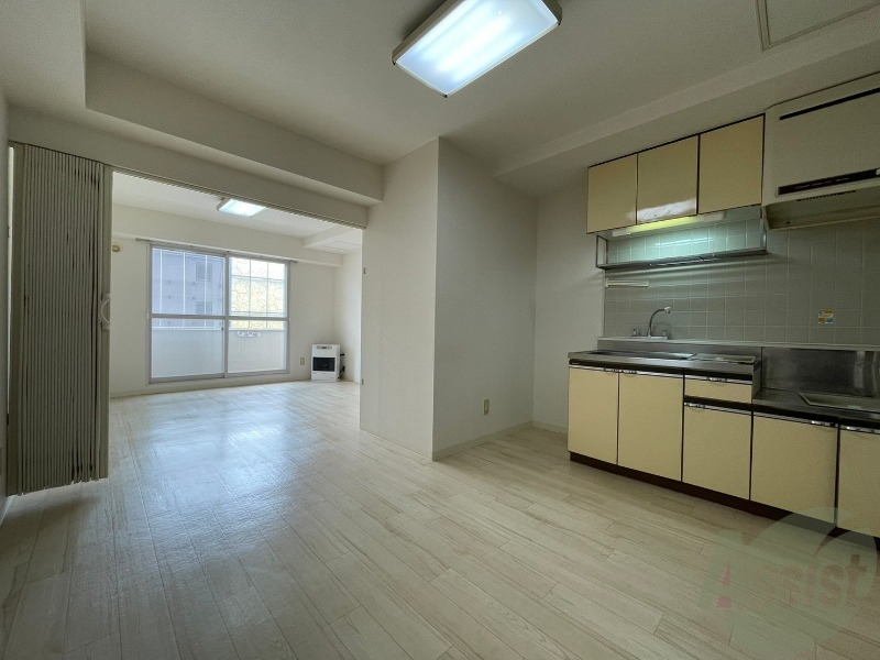 居室・リビング　広くてキレイなお部屋が広がっていて、充実した生活が送れそう。