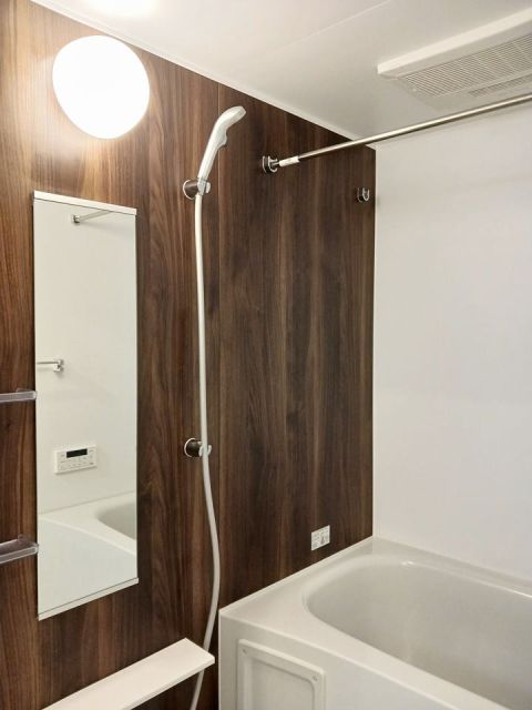 バス・シャワールーム