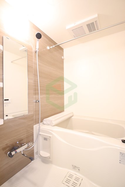 バス・シャワールーム　同シリーズ別物件の写真です