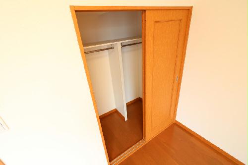 収納　大切な衣類を収納出来る大型クローゼットあり