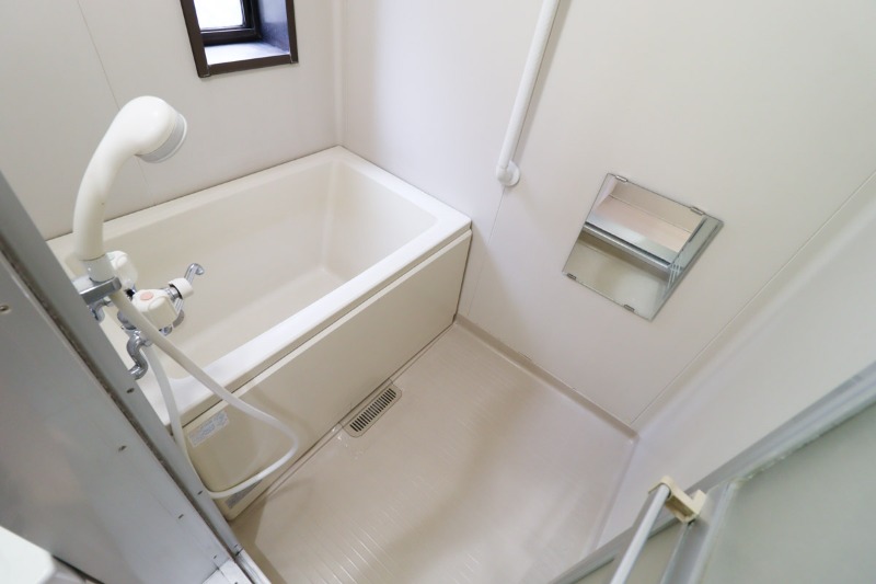 バス・シャワールーム　図面と現状に相違がある場合には現状を優先