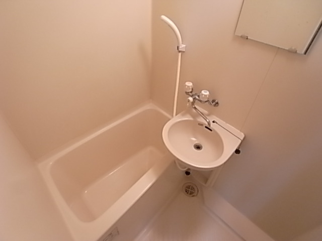 バス・シャワールーム　ユニットバス