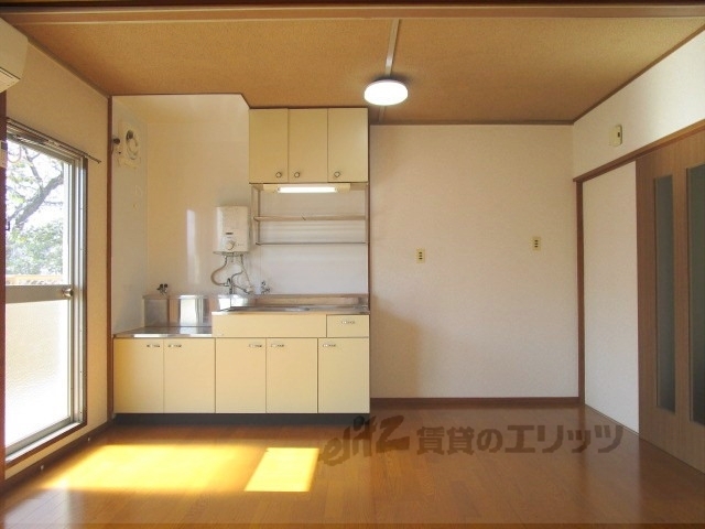 居室・リビング　リビング