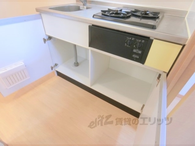 キッチン　下部収納