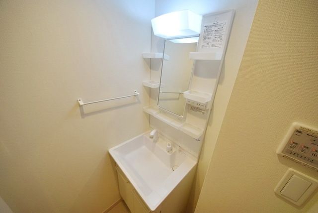 洗面設備　★★使いやすい洗面化粧台★★