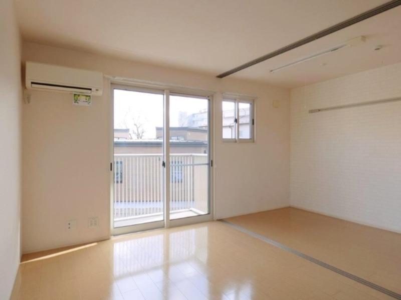 居室・リビング　図面と現状に相違がある場合には現状を優先