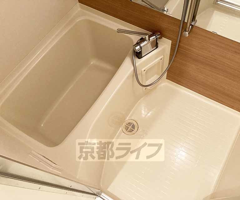 バス・シャワールーム　綺麗なお風呂です・