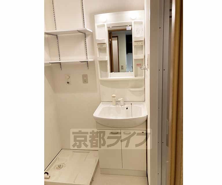 洗面設備　洗面台です・