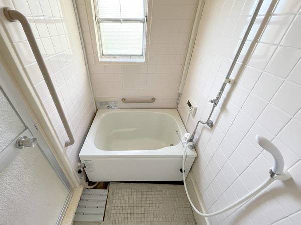 バス・シャワールーム　ビレッジハウスの同一物件・同一タイプの間取りの写真です