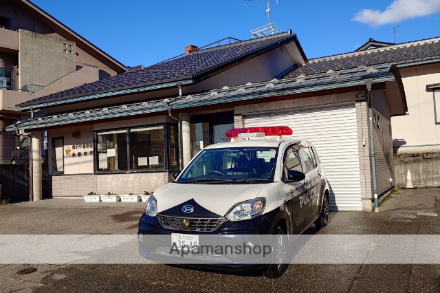 警察署・交番　金沢中警察署　末駐在所（警察署・交番）まで100m
