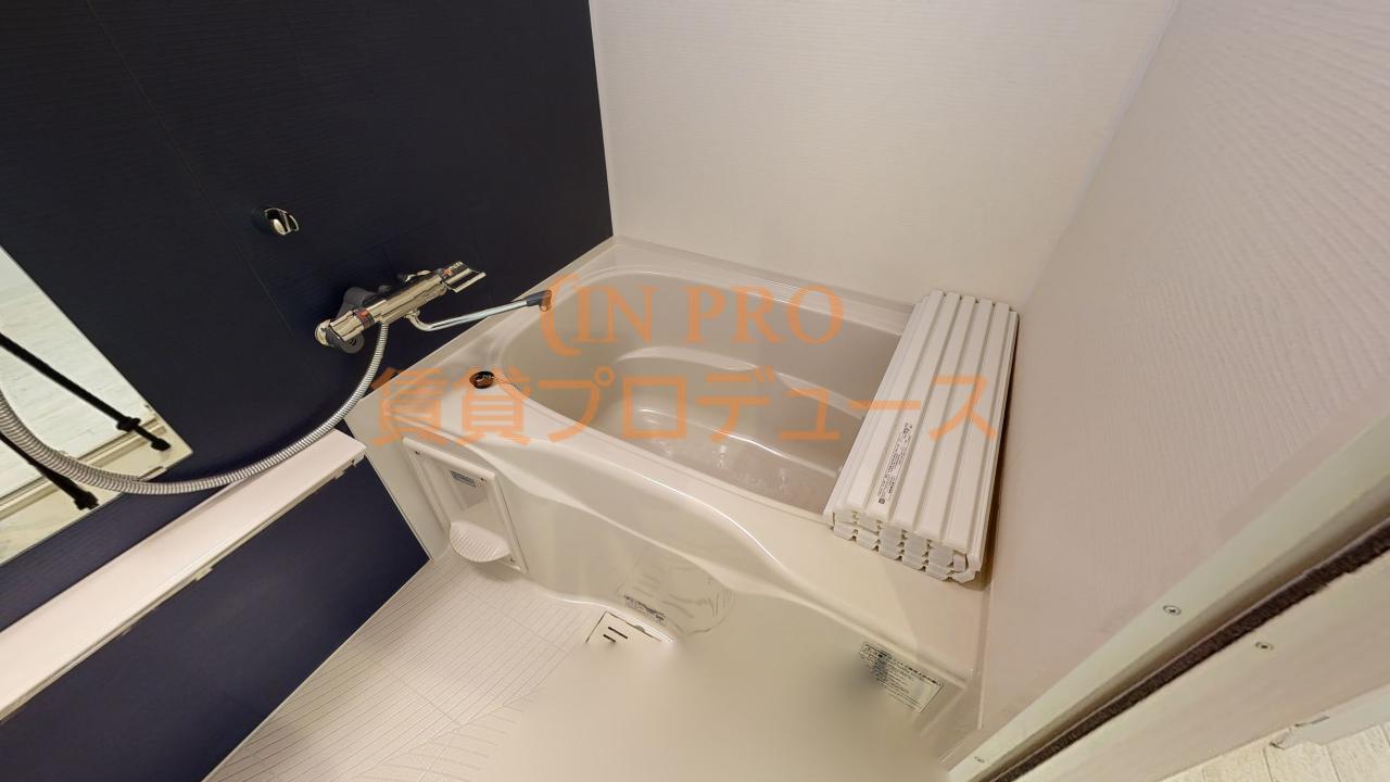 バス・シャワールーム　別のお部屋の写真です