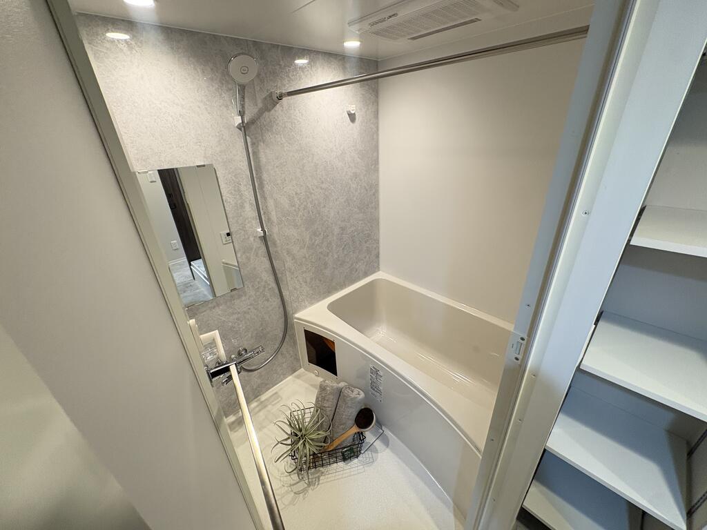 バス・シャワールーム