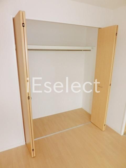 収納　洋服もかけられるクローゼット♪