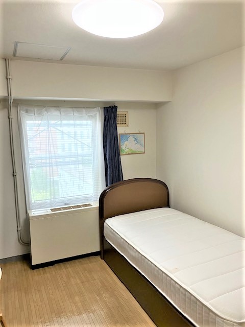 居室・リビング　室内