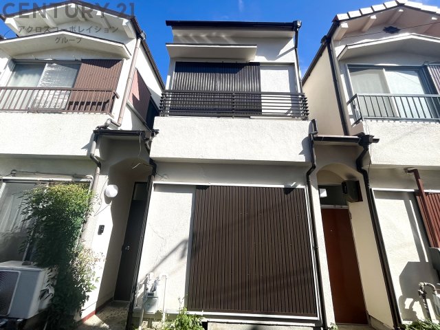 建物外観　白色の綺麗な外観です☆